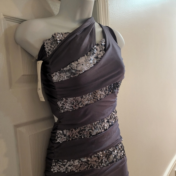 NWT Atria Formal Gown-Small - Picture 5 of 12